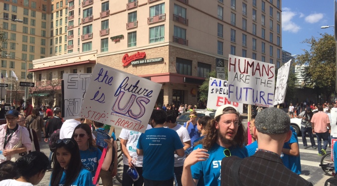 Fausse vraie manifestation  Anti-robot et Anti-IA à Austin